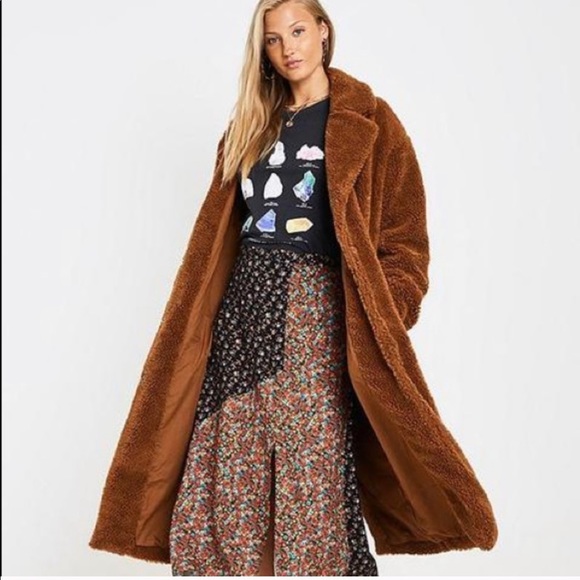 NWOT Urban Outfitters Cognac Brown long teddy coat - Picture 3 of 16